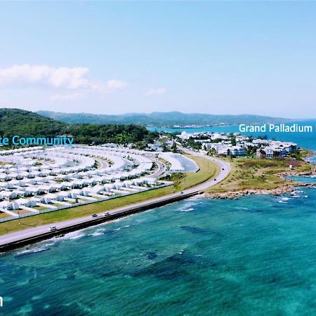 Paradise Oasis At Oceanpointe - Pool And Free Parking Lucea Exterior foto